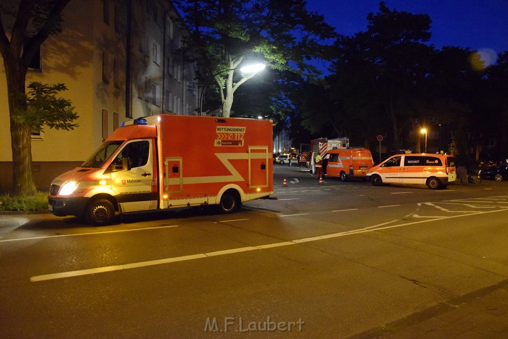 Einsatz BF Bedrohungslage Koeln Kalk P14.JPG - Miklos Laubert